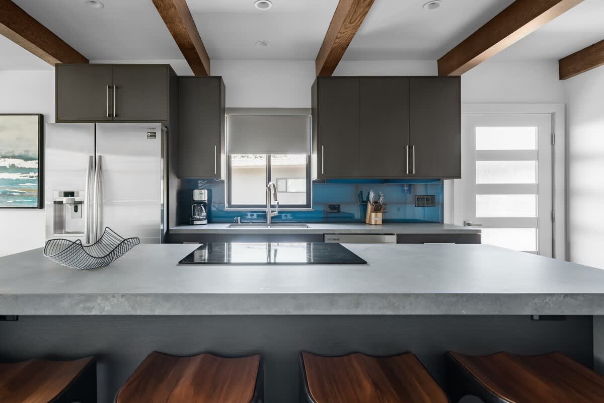 Penthouse I photo